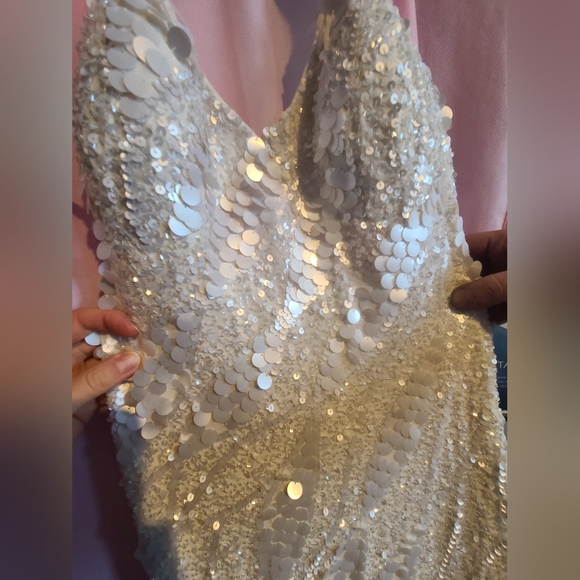 Stunning Glitzy Wedding or Prom dress - Picture 6 of 9